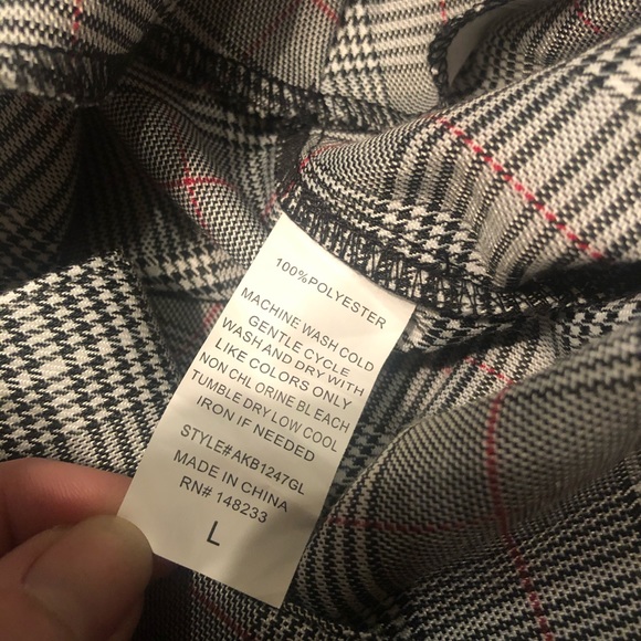 Plaid Bow Over Kleshas Mini Skirt. Size LG. - Picture 12 of 12